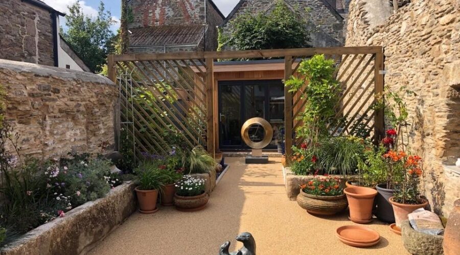 Top Tips for Creating the Perfect Summer Outdoor Patio Space