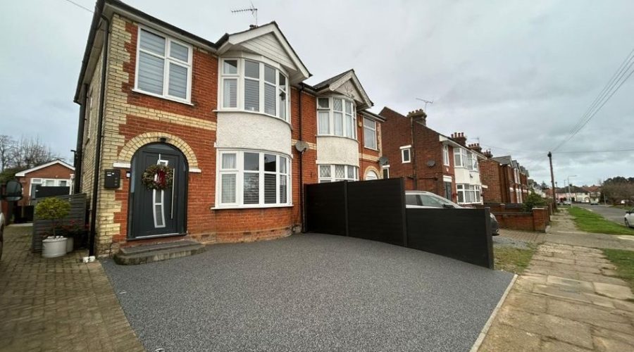 Can Resin Driveways Be Laid in the Rain?