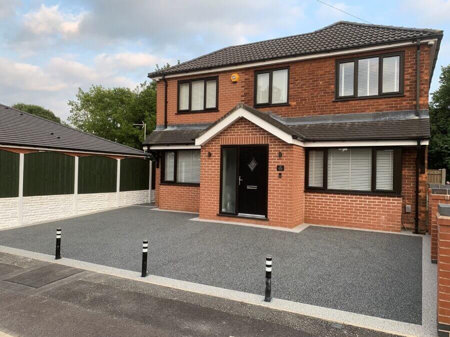New resin-bound driveway